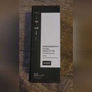 Photography Fluid, Opacity 8%